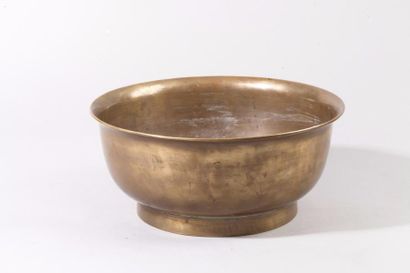 Chine, XIXe siècle Bol à offrande en bronze...