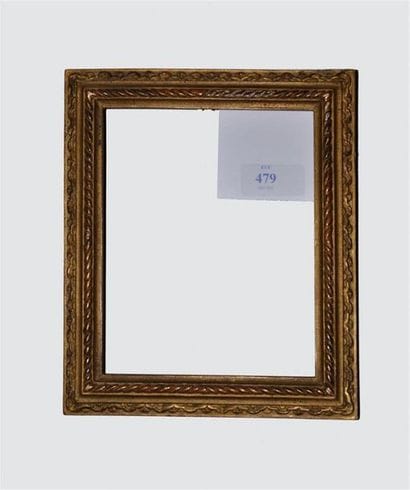 Petit CADRE à profil renversé en bois mouluré...