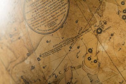 GLOBE CELESTE de parquet en papier, plâtre...