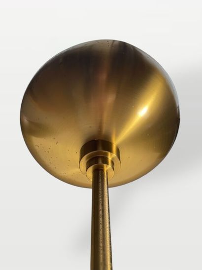 Jean PERZEL (1892-1986)
Modèle n°105 
LAMPADAIRE...