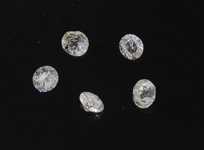 DEUX DIAMANTS taille ancienne sur papier,...
