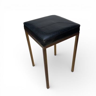 TABOURET en métal doré et assise en skaï...