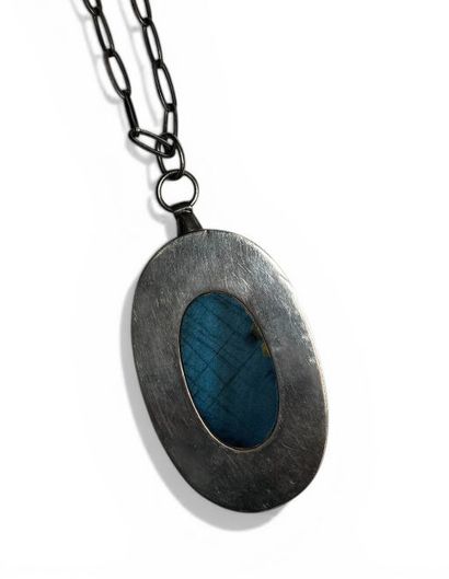 Kaunis KORU (1954-1989) 
PENDENTIF en argent...