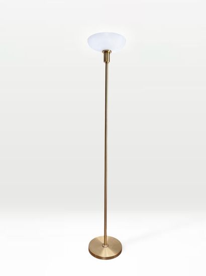 Ateliers Jean PERZEL 
LAMPADAIRE en métal...