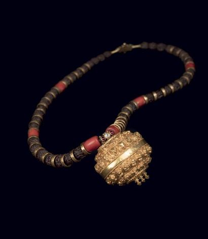 Collier de brahmane
Travail ancien d' Inde...