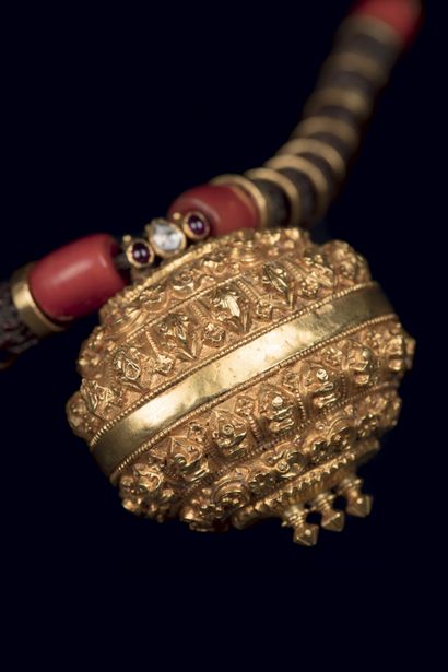 Collier de brahmane
Travail ancien d' Inde...