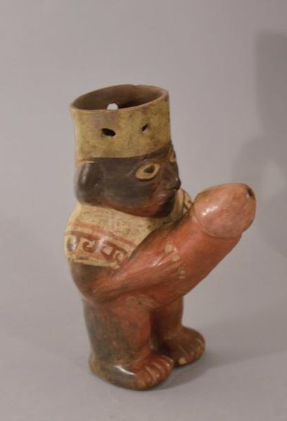 VASE à thème PHALLIQUE Le personnage représenté...