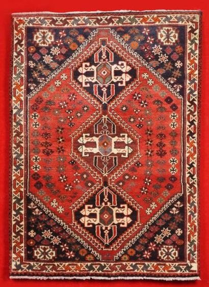 Grand tapis BIDJAR (Iran) à décor de trois...
