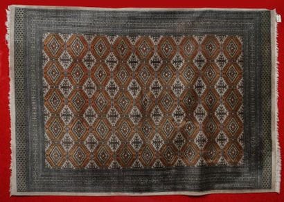 Important tapis MOULTANE du Pakistan (vers...