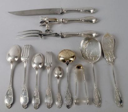 MÉNAGÈRE en argent d'époque Art Nouveau conservée...