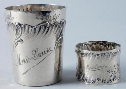 TIMBALE et ROND DE SERVIETTE en argent d'époque...