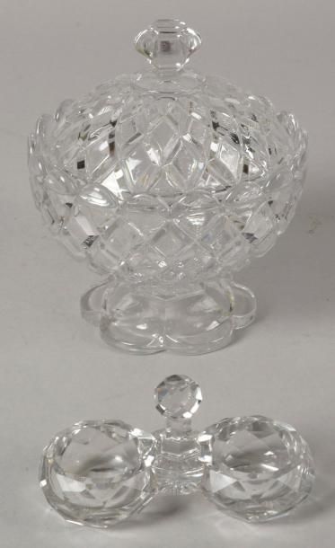 1 - SALIÈRE DOUBLE en cristal taillé. Haut.:...