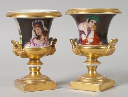 PORCELAINE DE PARIS, époque Restauration...