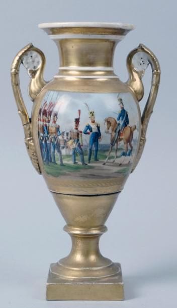 PORCELAINE DE PARIS, époque Restauration...
