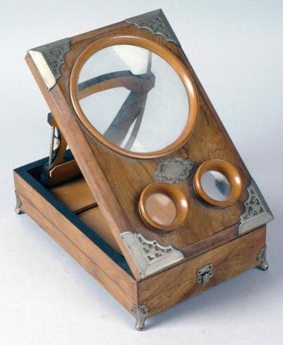STÉRÉOSCOPE en merisier et métal chromé d'époque...