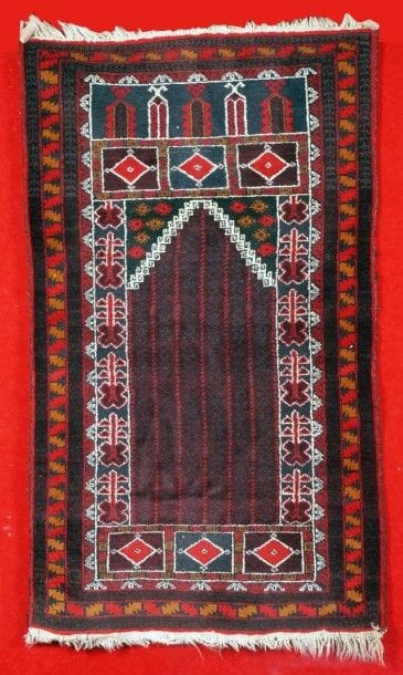 TAPIS BELOUTCHE AFGHAN (vers 1980) forme...