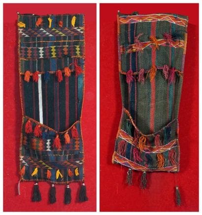 DEUX KILIMS (Selles de chameau) milieu XX...