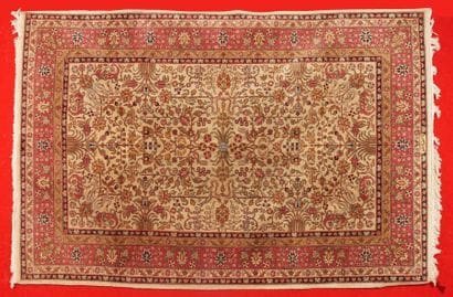ORIGINAL ET GRAND TAPIS ROUMAIN (vers 1975)...