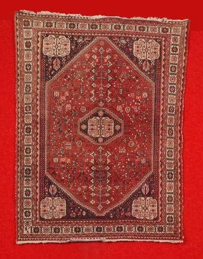 TAPIS ABADEH (Iran, vers 1975) à champ vieux...