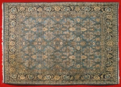 TAPIS GHOUM-KORK (Iran, vers 1970) sur fond...