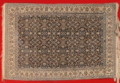 EXCEPTIONNEL ET FIN TAPIS NAÏM-CHICHA (Iran,...