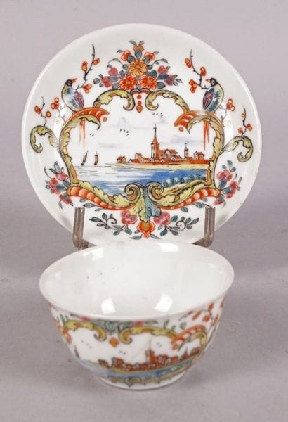 CHINE de Commande, XVIIIe siècle
TASSE À...
