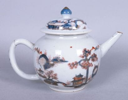 CHINE, Imari, XVIIIe siècle
THÉIÈRE en porcelaine...