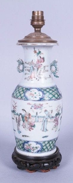 CHINE, Canton, XIXe siècle
VASE BALUSTRE...
