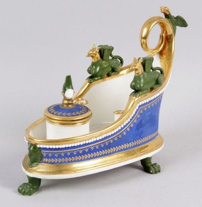 Porcelaine de Paris, époque Restauration
ENCRIER...