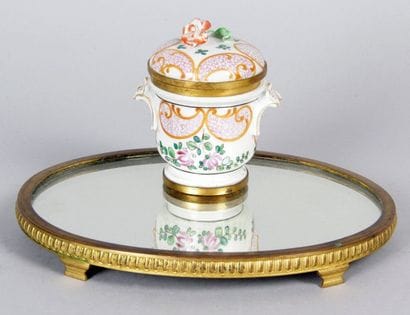 SAMSON?
PETIT ENCRIER en porcelaine dans...