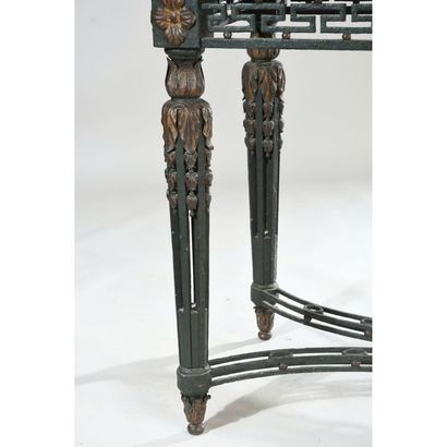 TABLE CONSOLE DE MILIEU LOUIS XVI en fer...