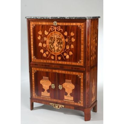SECRETAIRE LOUIS XVI à abattant en placage...