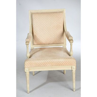 PAIRE DE FAUTEUILS LOUIS XVI à dos plat en...
