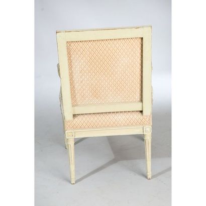 PAIRE DE FAUTEUILS LOUIS XVI à dos plat en...