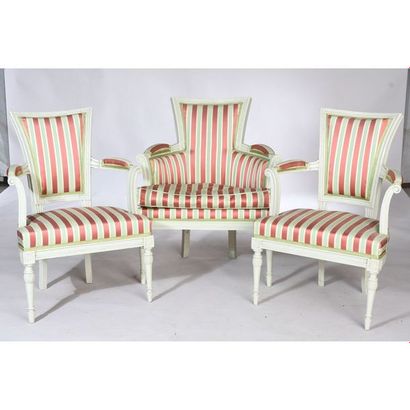 ENSEMBLE LOUIS XVI en bois rechampi vert...