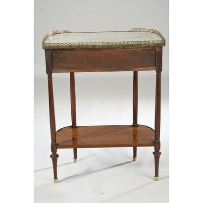 CONSOLE LOUIS XVI de forme demi-lune en acajou...