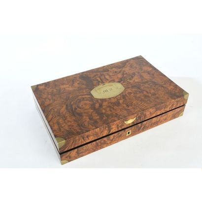 COFFRET DE DUEL en loupe de bois précieux...