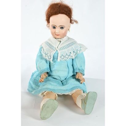 POUPEE JUMEAU à tête en porcelaine, bouche...