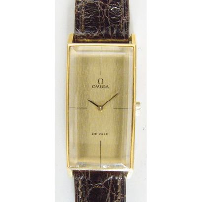 OMEGA De Ville. Montre de poignée rectangulaire...
