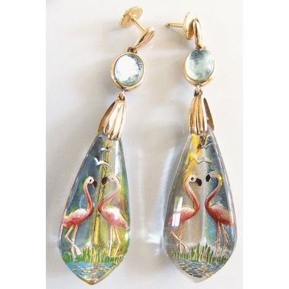 PAIRE DE PENDANTS D’OREILLES en or 750°/°°,...