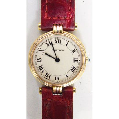CARTIER. Montre de dame ronde « Vendôme Trinity »...