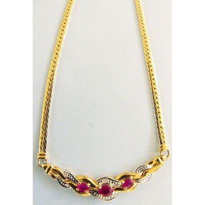 COLLIER en or jaune 750°/°° maille tressée...