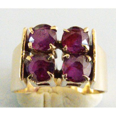 BAGUE chevalière en or jaune 375°/°° 9Kt...