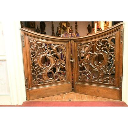 PAIR OF AUTEL DOORS in oak in the taste of...