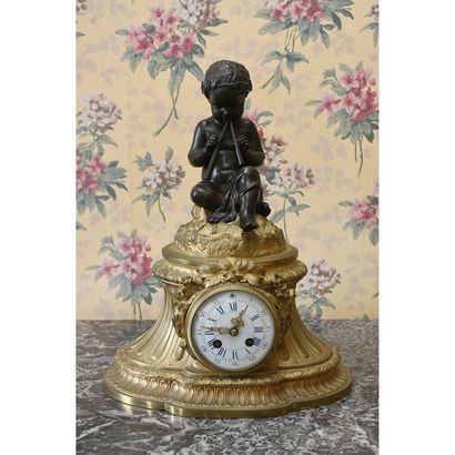 Small NAPOLEON III double patina bronze PENDER...