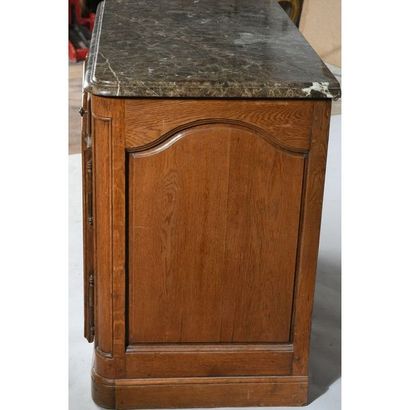 Hunting buffet LOUIS XIV in oak with a pretty...