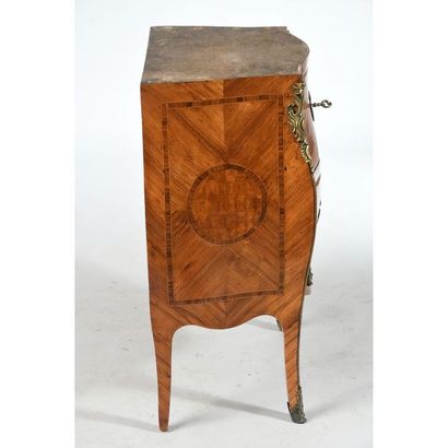PAIR OF SMALL LOUIS XV COMMODES curved on...