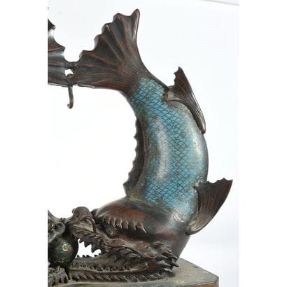 CURIOUS GOND in bronze and partitioned enamels...