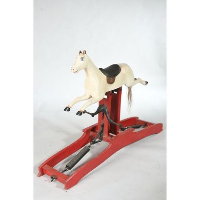 CHEVAL D’ENFANT A BASCULE 1900 en bois peint....