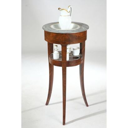TABLE OF FABRICS and its base in mahogany...